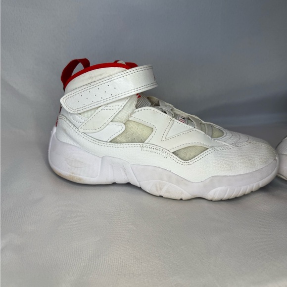 Jordans size 1Y - Picture 6 of 7